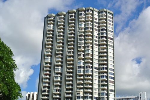 2600 Pualani Way, Honolulu HI  96815-3979 exterior