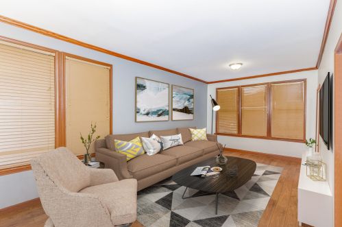 1715 Keating Ave, Chicago, IL 60639-4604