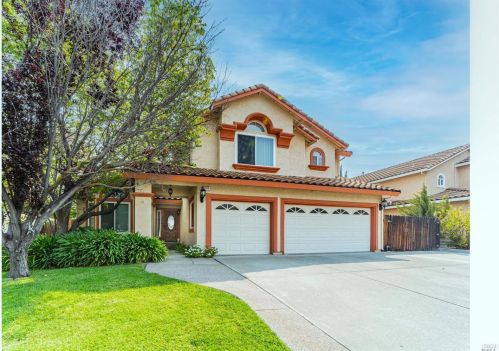 1108 Beelard Dr, Vacaville, CA 95687-5544