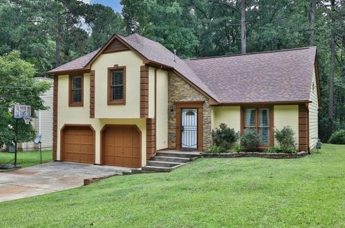 469 Allana Dr, Stone Mountain, GA 30087-5658