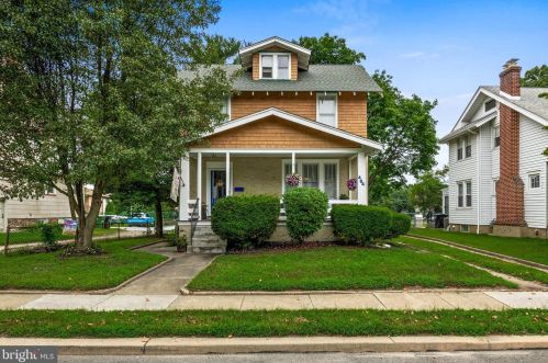 464 Holly Ave, Pitman NJ  08071-2302 exterior