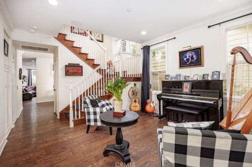 20935 Cabrillo Ln, Huntington Beach, CA 92646-5536