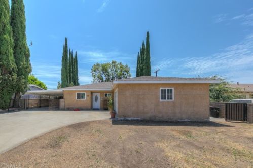 812 Invergarry St, Glendora, CA 91741-3225