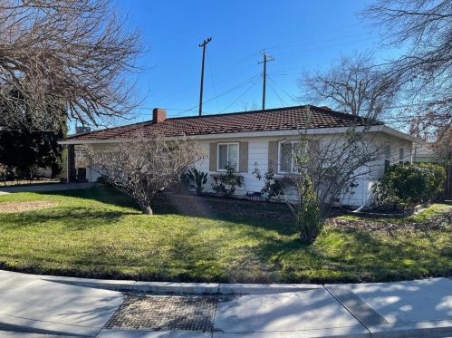 114 Mayfair Ave, Stockton, CA 95207-4341