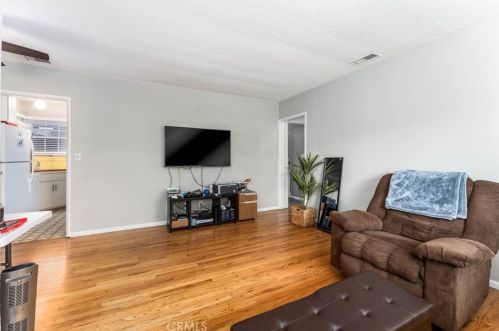 3637 1st Ave, Glendale CA  91214-2429 exterior