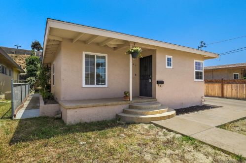 6267 Calle Pavana, San Diego, CA 92139-2354
