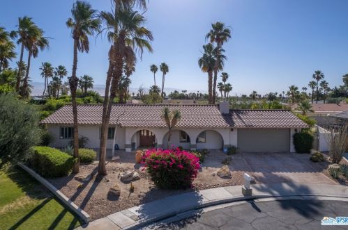 940 Calle Loro, Palm Springs, CA 92262-5921