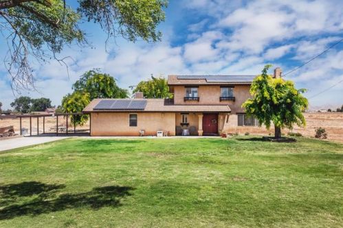 22982 Avenue 204, Strathmore, CA 93267-9664