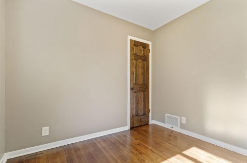 1086 Highview Dr, Saint Paul MN  55112-2418 exterior