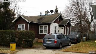 306 Home St, Teaneck, NJ 07666-6442