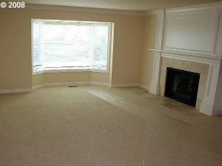 6550 Canyon Ct, Portland OR  97225-6012 exterior