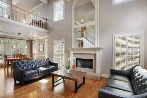 3027 Lanier Dr, Atlanta GA  30319-2744 exterior