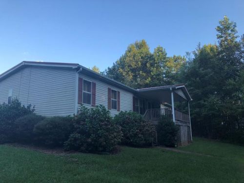 300 Gum Creek Cir, Ephesus, GA 30170-2842