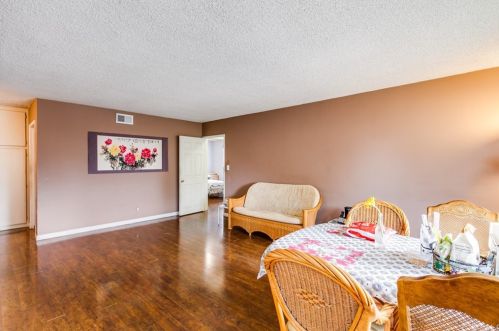 1630 Glendora Ave, Glendora, CA 91740-5665