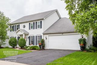 17 Breckenridge Dr, Aurora, IL 60504-3201