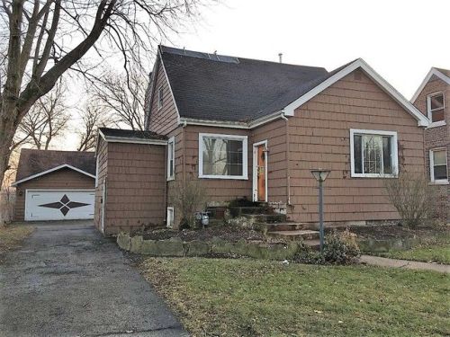7733 46th St, Lyons, IL 60534-1820