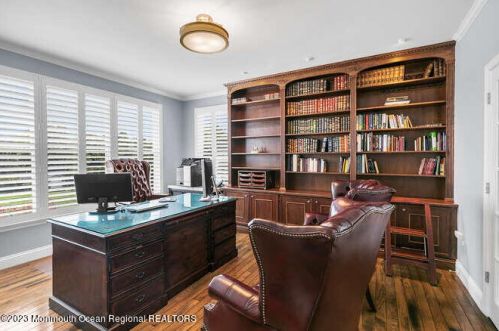 15 Pegasus Dr, Tinton Falls NJ 07724-2875 exterior