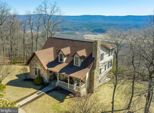 2207 Baker Mountain Dr, Yellow Spring, WV 26865