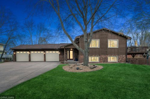 7381 208th Street Ct, Columbus, MN 55025