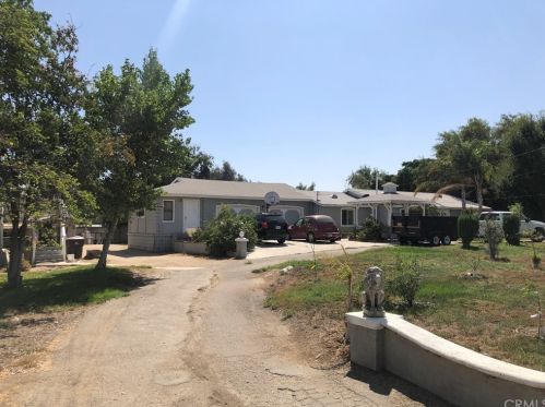 21841 Oleander Ave, Perris, CA 92570-6698