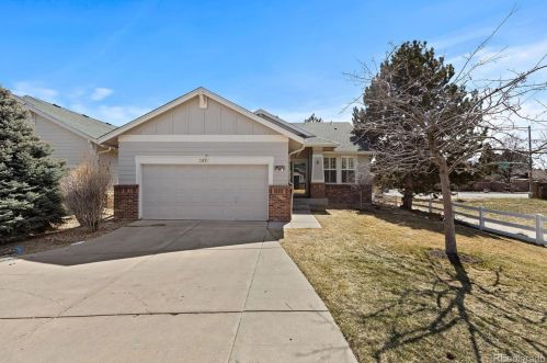 2675 Troy Ct, Aurora, CO 80014-3393