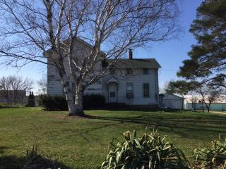 2651 Rotary Rd, Rockford, IL 61109-5043
