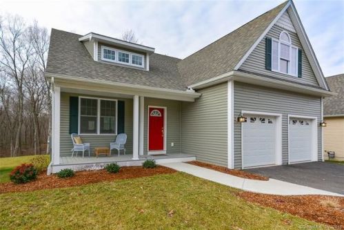 31 Whiting Farms Ln, Niantic CT  06357-1800 exterior