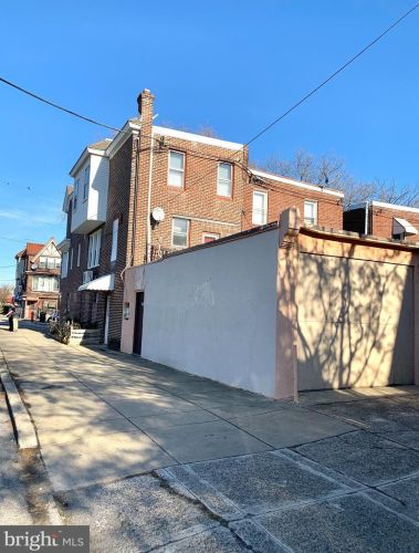1400 Englewood St, Philadelphia, PA 19111-4225