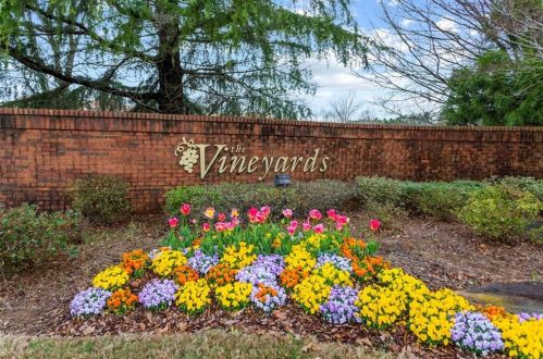 3730 Vineyards Lake Cir, Kennesaw, GA 30144-7406