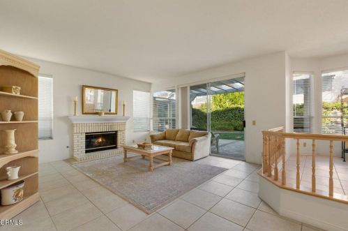 2212 Cedar Ridge Ct, Oxnard, CA 93036-7705