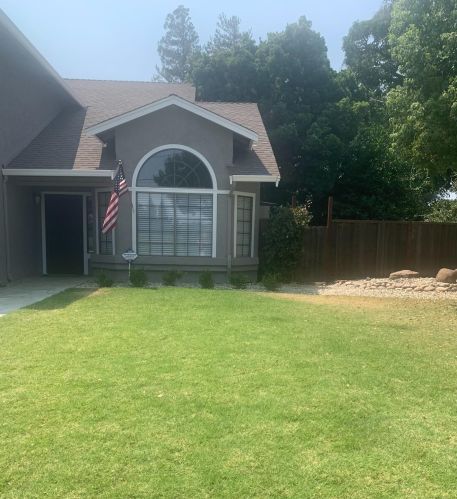 525 Mcclure Rd, Modesto, CA 95357-1463