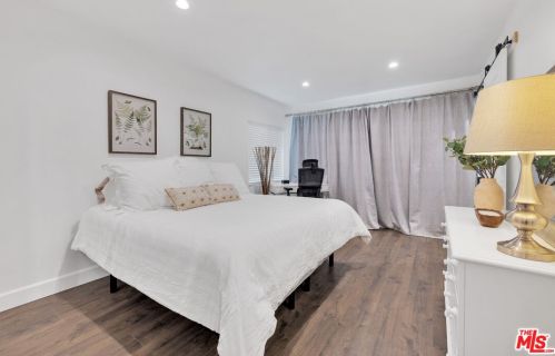 6222 Altura Ave, Glendale CA  91214-2325 exterior