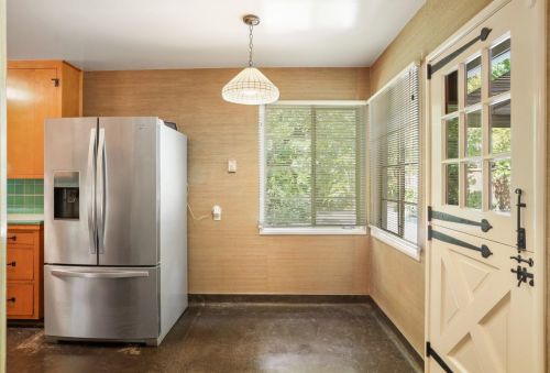 1115 Yale Ave, Modesto, CA 95350-5823