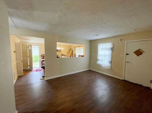 739 Ayrshire Cir, Atlanta, GA 30318-6311