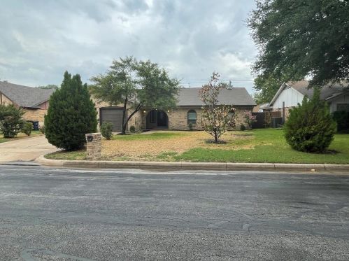 4204 Longleaf Ln, Fort Worth, TX 76137-2026