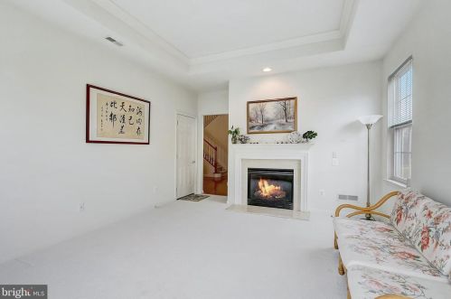 166 Copperfield Dr, Trenton NJ  08648-2583 exterior