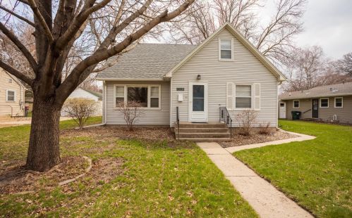 1119 Kenwood St, Alex, MN 56308-2618