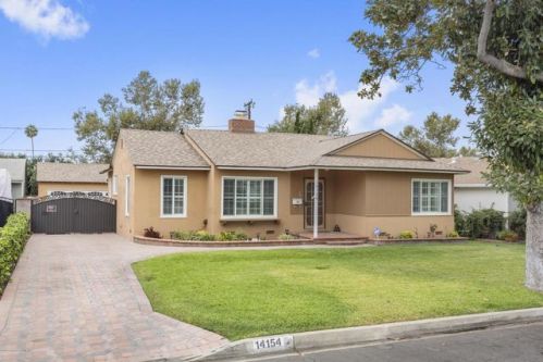 14154 Oval Dr, Whittier, CA 90604-1034