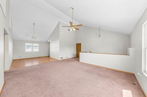 1226 Gage Ct, Joliet, IL 60432-1121