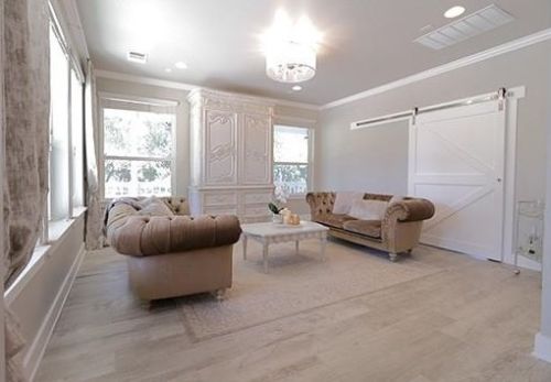 109 Concord Cir, Austin TX  78737-9073 exterior
