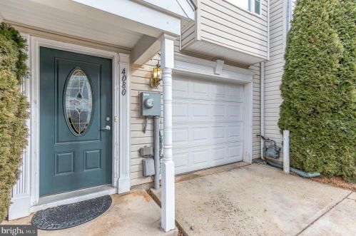4080 Majestic Ct, York, PA 17315-4263