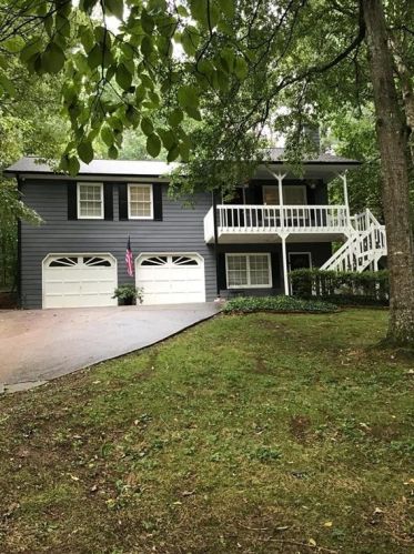 188 Cherokee Village Dr, Ball Ground, GA 30107-4116