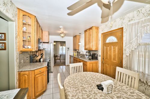 510 Easy St, Des Plaines, IL 60016-2737
