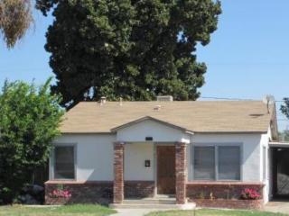 108 Paradise Ave, Visalia, CA 93277-4924