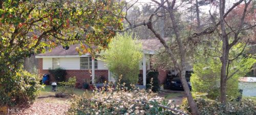 615 Chestnut Dr, Jackson, GA 30233-1601