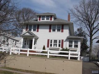 92 Beckwith Pl, Rutherford, NJ 07070-1208