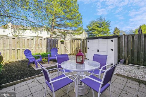 13404 Whaley Ct, Herndon, VA 20171-3347