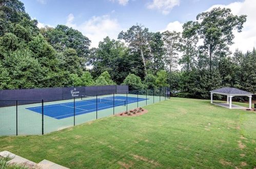 501 Countryside Pl, Smyrna GA  30080-8237 exterior