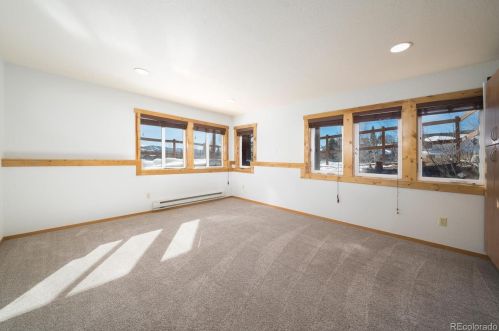 315 Chipmunk Cir, Silverthorne CO 80498-9205 exterior