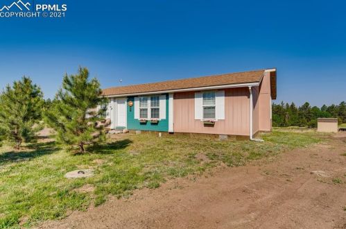 491 Rhyolite Ln, Twin Rock, CO 80816-9376